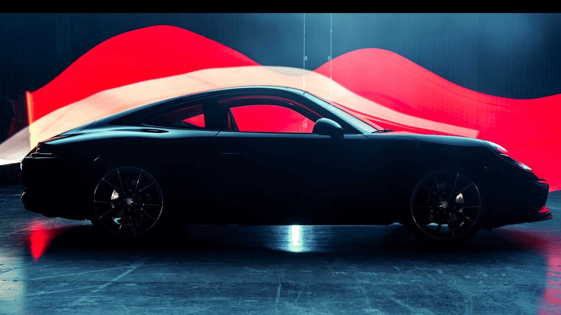 PORSCHE — Driven still 1