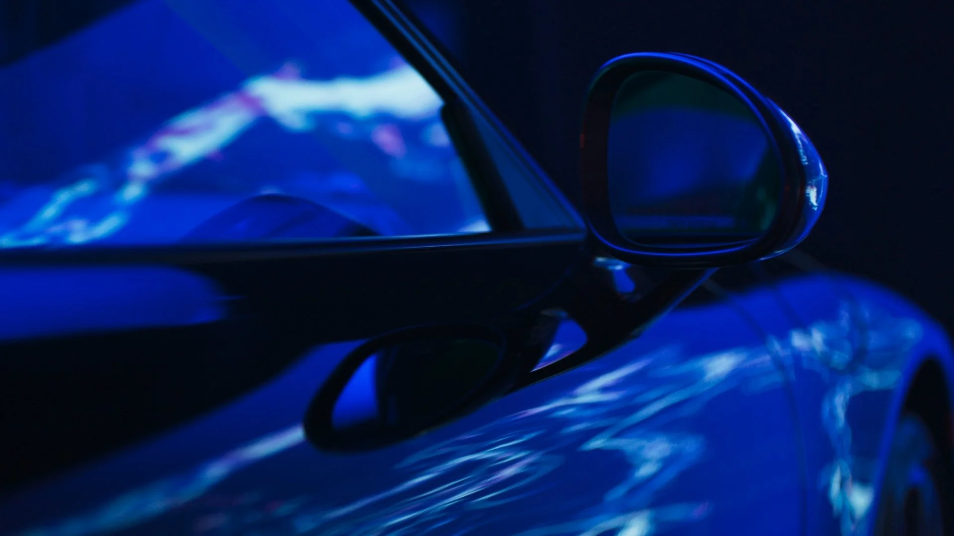 PORSCHE — Driven still 3